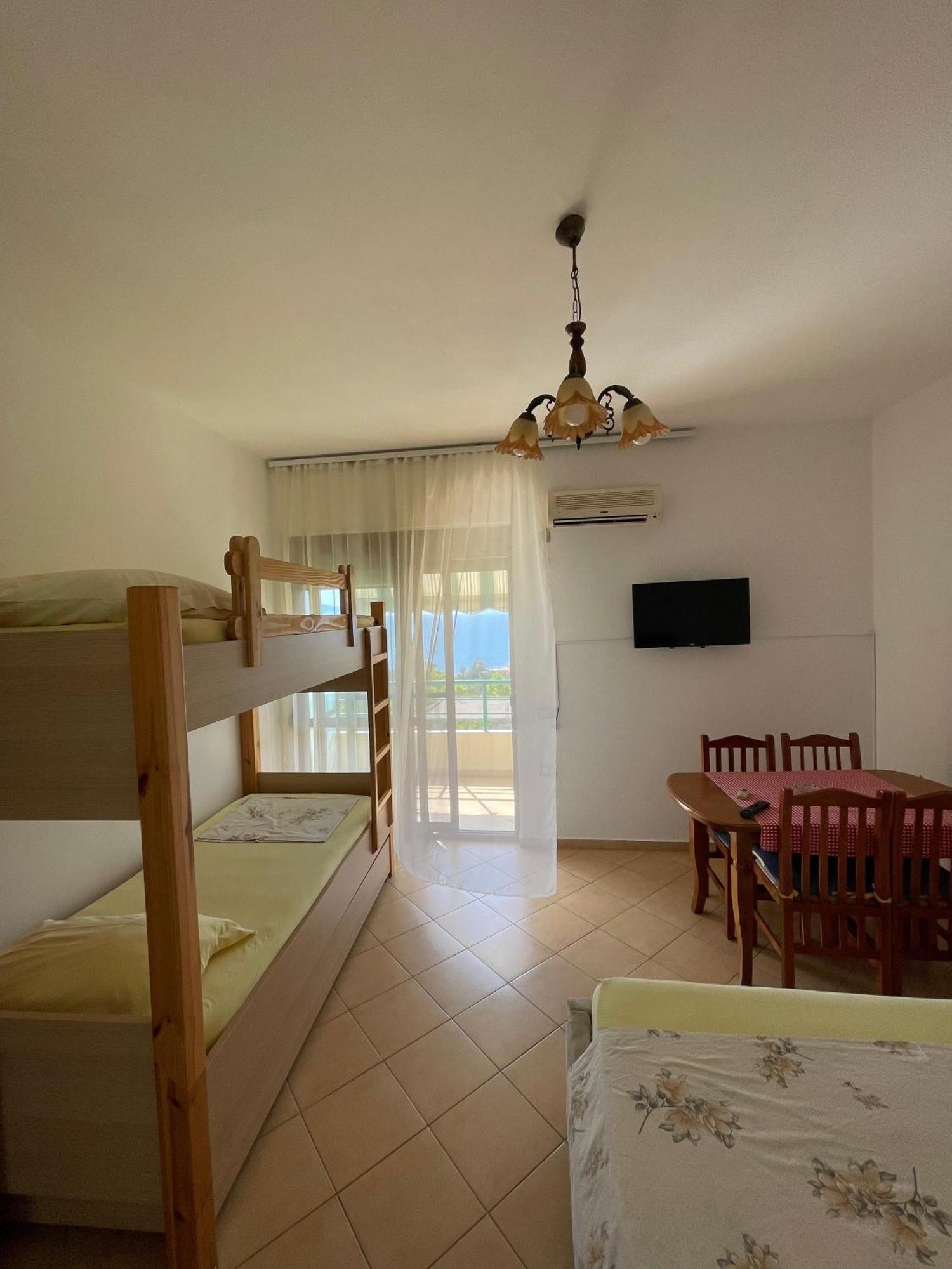 Pararse Apartments Влёра Экстерьер фото
